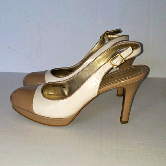 🔥FINAL PRICE🔥Tahari London Leather Sling Back Heels - Picture 1 of 4